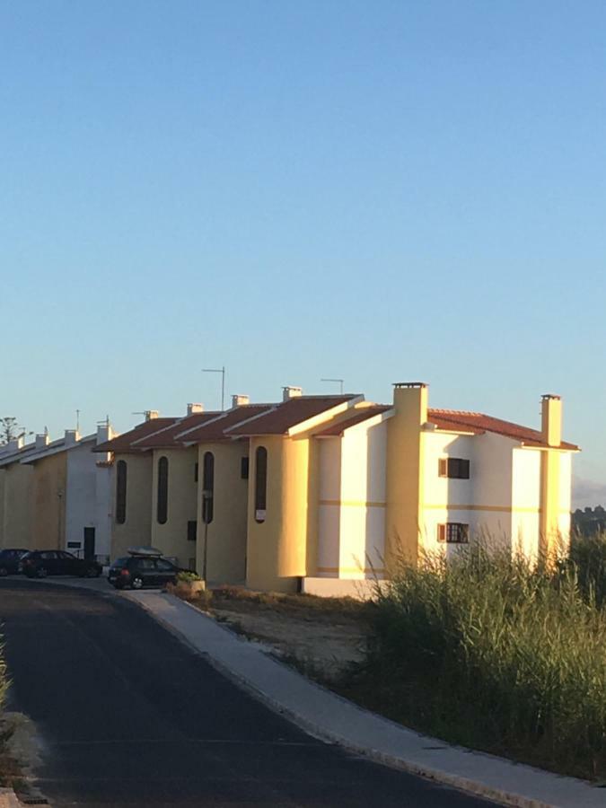 Salty House - Casa Salgada Leilighet Foz do Arelho Eksteriør bilde